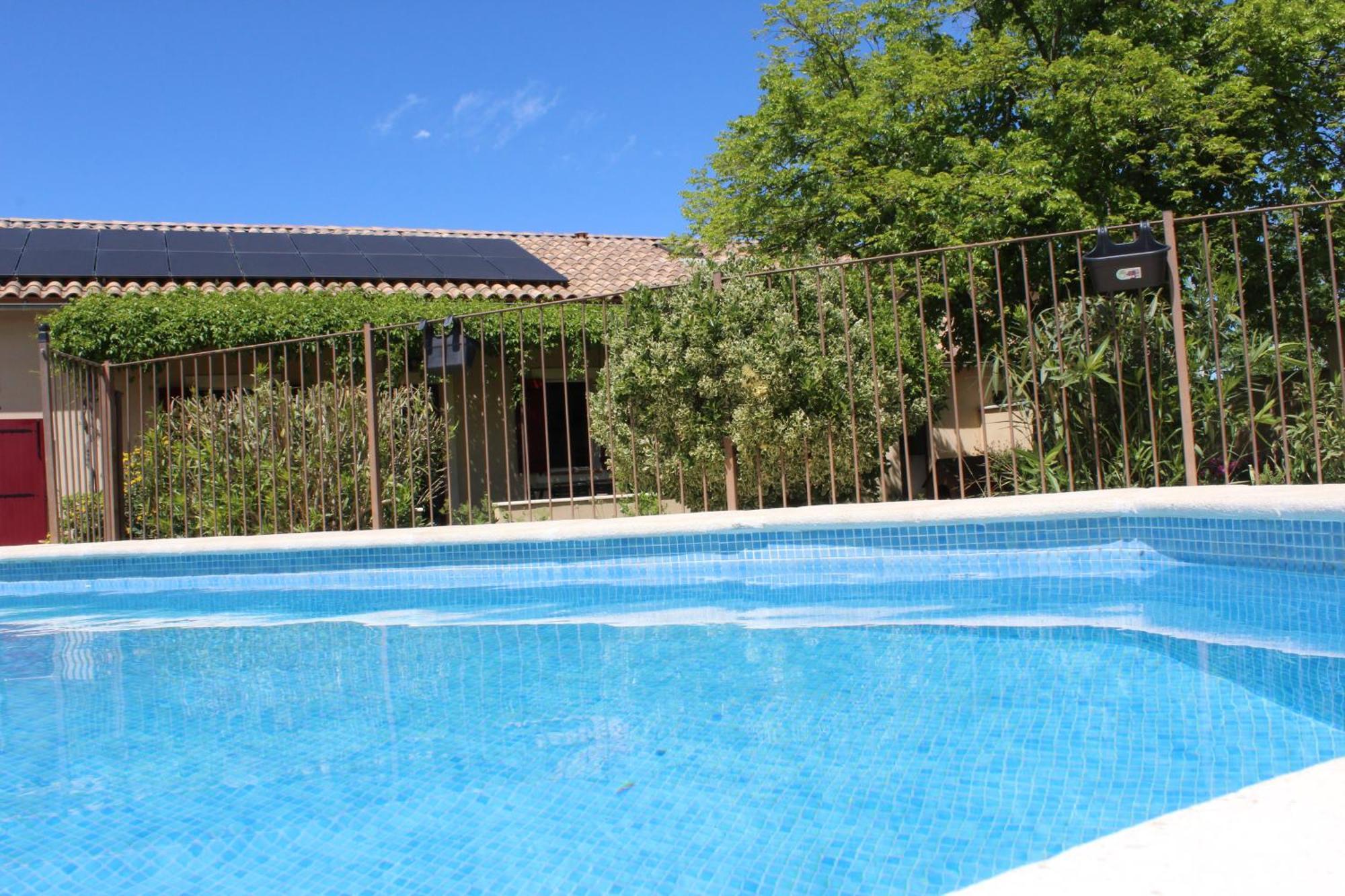 Mas La Gentille ,,, A La Campagne , Beautiful Outdoor , Swimming Pool , Pool House , Nice Green Garden , Bbq ,,, Only For You , Pour Passer Un Sejour Inoubliable Pernes-les-Fontaines Luaran gambar